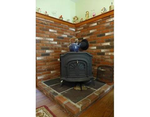635 Maureen Cir, Mapleville, RI 02839 photo 17