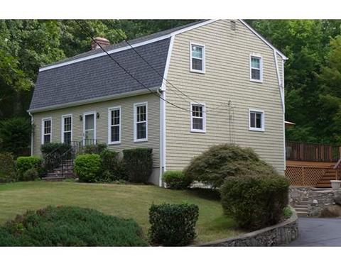 635 Maureen Cir, Mapleville, RI 02839 photo 1