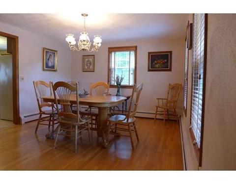 635 Maureen Cir, Mapleville, RI 02839 photo 13