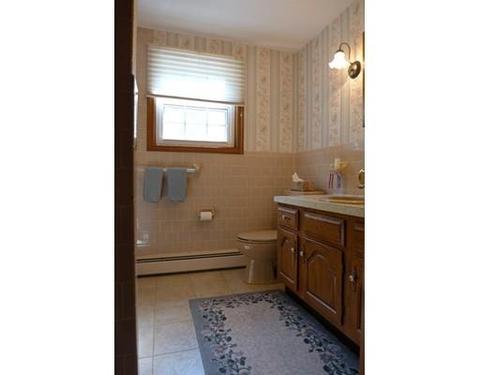 635 Maureen Cir, Mapleville, RI 02839 photo 29