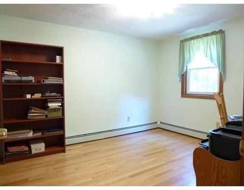 635 Maureen Cir, Mapleville, RI 02839 photo 28