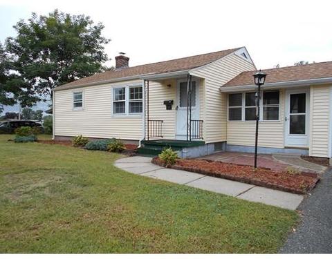 100 Loretta St, Springfield, MA 01118 photo 2