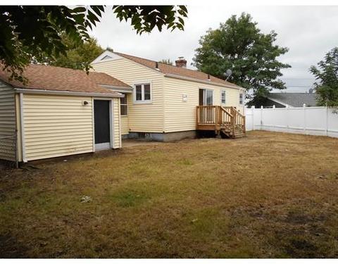 100 Loretta St, Springfield, MA 01118 photo 17