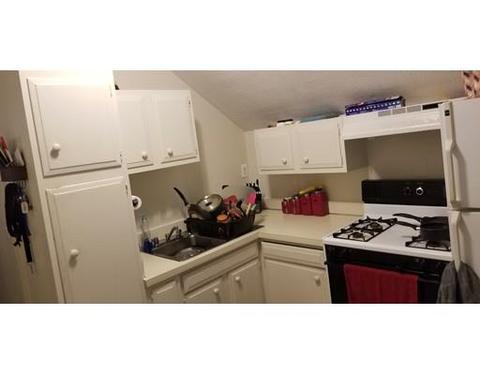 34 Orchard St, Fall River, MA 02723 photo 4
