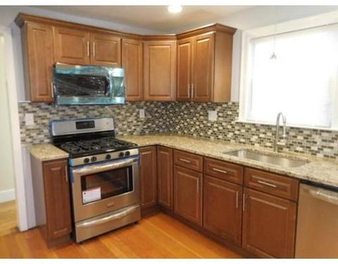 23 Eckington St, Springfield, MA 01108 photo 3