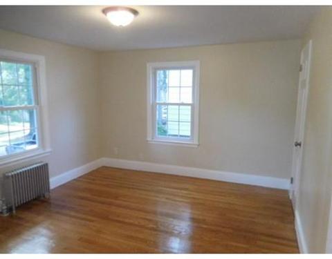 23 Eckington St, Springfield, MA 01108 photo 13