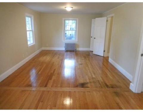 23 Eckington St, Springfield, MA 01108 photo 12