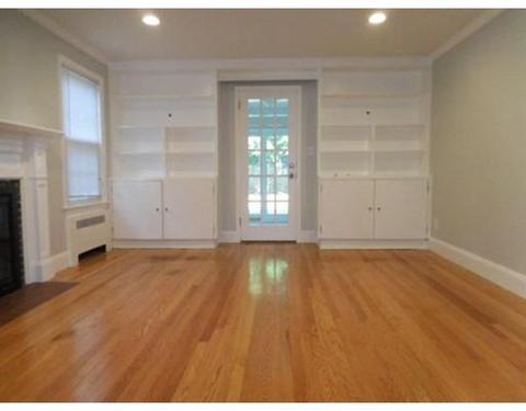 23 Eckington St, Springfield, MA 01108 photo 5