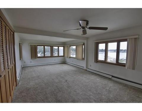 452 Washington St, Gloucester, MA 01930 photo 4
