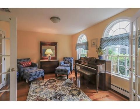 34 Wildwood Rd, Danvers, MA 01923 photo 4
