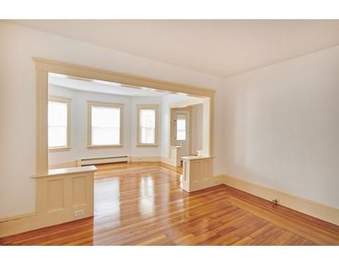 24 Everett St, Lawrence, MA 01843 photo 8