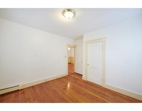 24 Everett St, Lawrence, MA 01843 photo 13