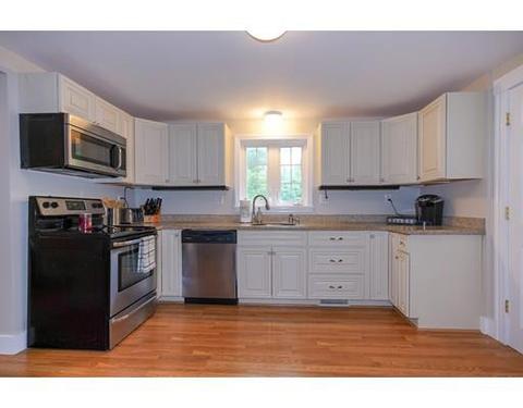 48 Main St, Upton, MA 01568 photo 2