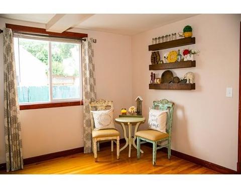110 Frontenac St, Chicopee, MA 01020 photo 5