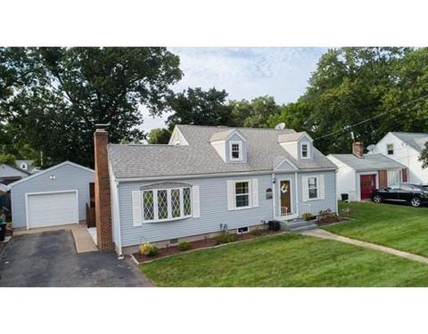 110 Frontenac St, Chicopee, MA 01020 photo 2
