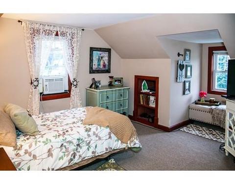 110 Frontenac St, Chicopee, MA 01020 photo 24
