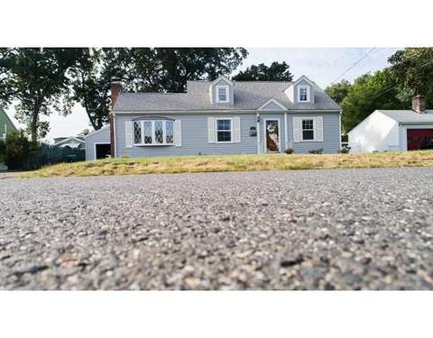 110 Frontenac St, Chicopee, MA 01020 photo 3