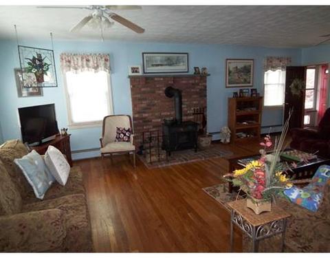50 Earle St, Fall River, MA 02723 photo 11