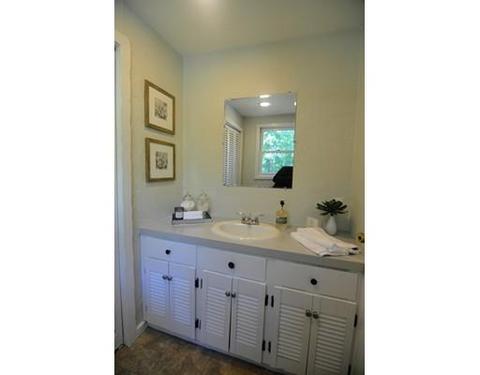 91 Lincoln Rd, Sutton, MA 01590 photo 15