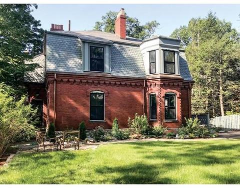195 Walnut St, Brookline, MA 02445 photo 2