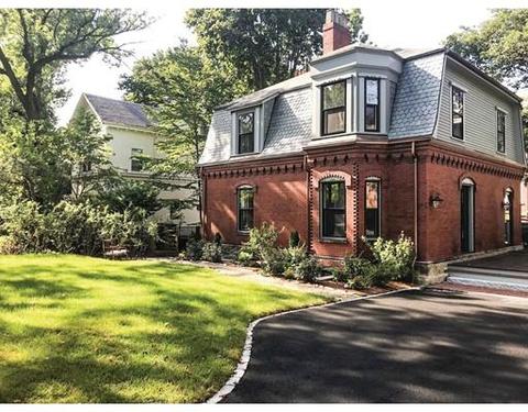 195 Walnut St, Brookline, MA 02445 photo 1