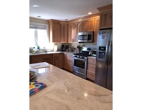 3 Reynard St, Gloucester, MA 01930 photo 3