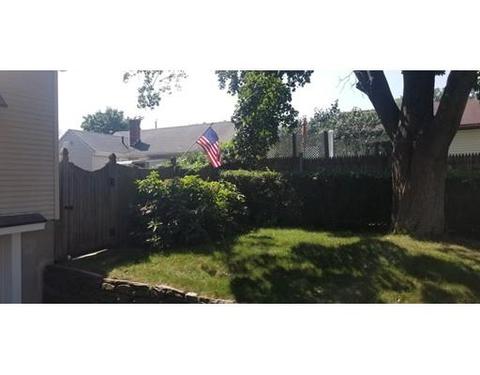 19 Warren St, Chicopee, MA 01013 photo 11