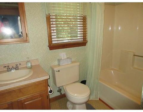 980 Wilson Rd #4B, Fall River, MA 02720 photo 9