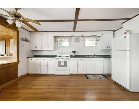 9 Adams St, Wareham, MA 02571 photo 8