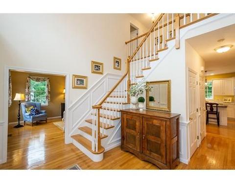 6 Beechnut St, Acton, MA 01720 photo 3