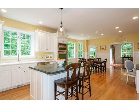 6 Beechnut St, Acton, MA 01720 photo 10