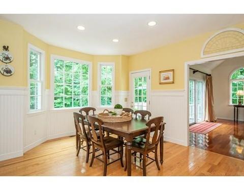 6 Beechnut St, Acton, MA 01720 photo 11