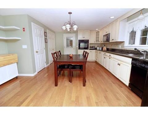 95 Baldwin Ave, Framingham, MA 01701 photo 4