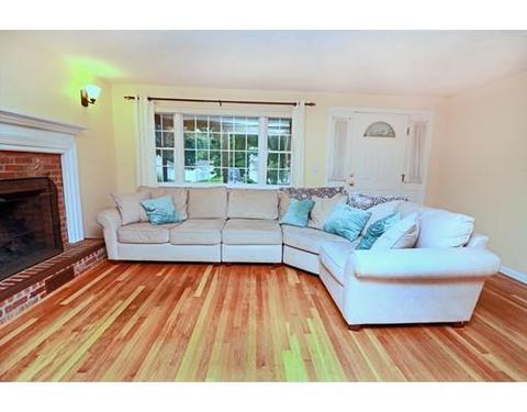 95 Baldwin Ave, Framingham, MA 01701 photo 3