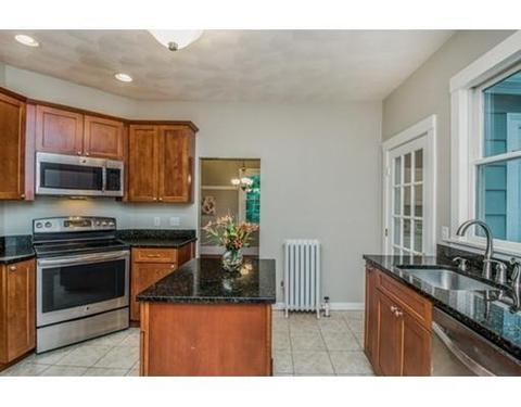 550 West St, Reading, MA 01867 photo 8