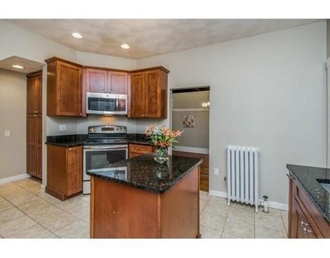 550 West St, Reading, MA 01867 photo 9