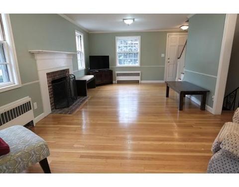84 Centre Ln, Milton, MA 02186 photo 2