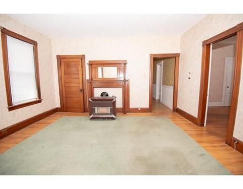 11 Pattison St, Worcester, MA 01604 photo 8