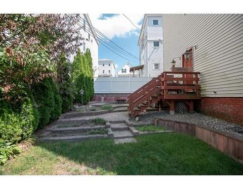 11 Pattison St, Worcester, MA 01604 photo 22