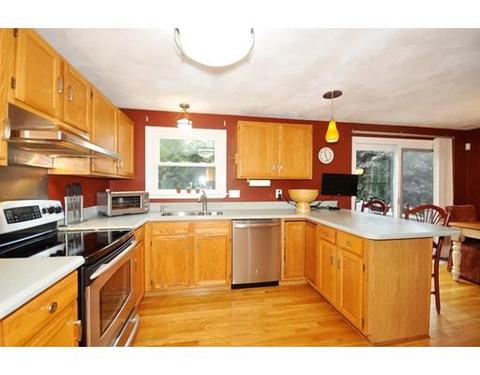 5 Barilone Cir, Maynard, MA 01754 photo 2