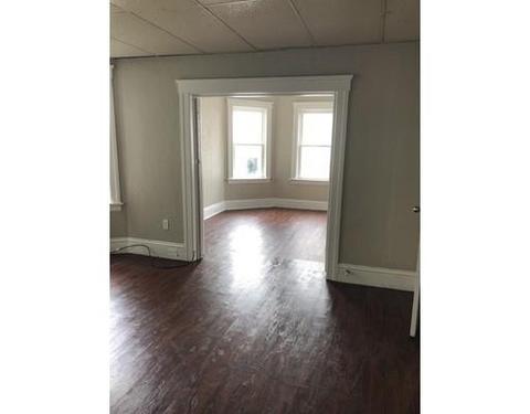 6 Mott St, Worcester, MA 01604 photo 5