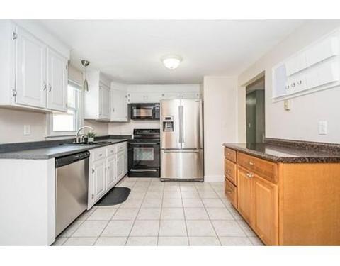 19 Temple Dr, Methuen, MA 01844 photo 5