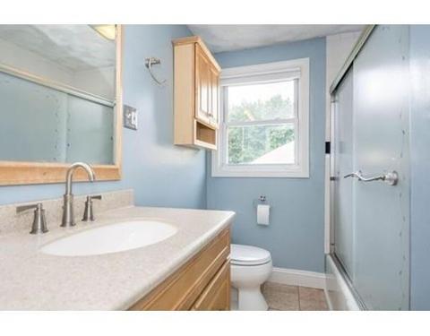 19 Temple Dr, Methuen, MA 01844 photo 12