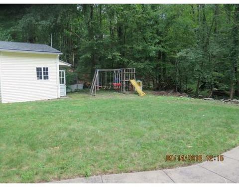 26 Dawson Rd, Worcester, MA 01602 photo 6