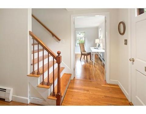 27 Brewster Rd, Hingham, MA 02043 photo 2