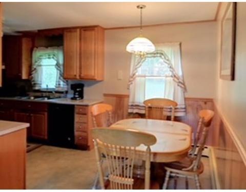 183 Hermitage Dr, Springfield, MA 01129 photo 4