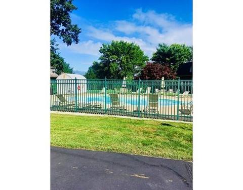4700 N Main St #2J, Fall River, MA 02720 photo 1