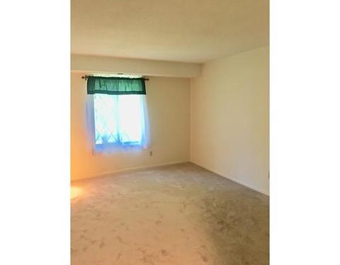 4700 N Main St #2J, Fall River, MA 02720 photo 9