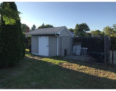 27 Jerilis Dr, Springfield, MA 01119 photo 4