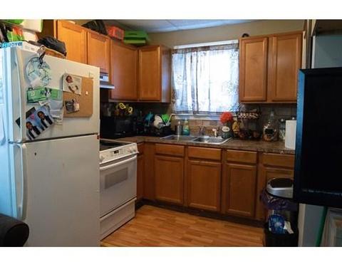 185 Smith St, Fall River, MA 02721 photo 5